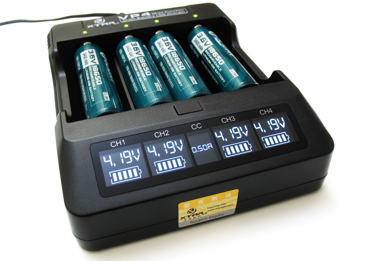 20120_0 Xtar X4 – Vier-Schacht Ladegerät für Lithium Ionen und Ni/MH Akkus